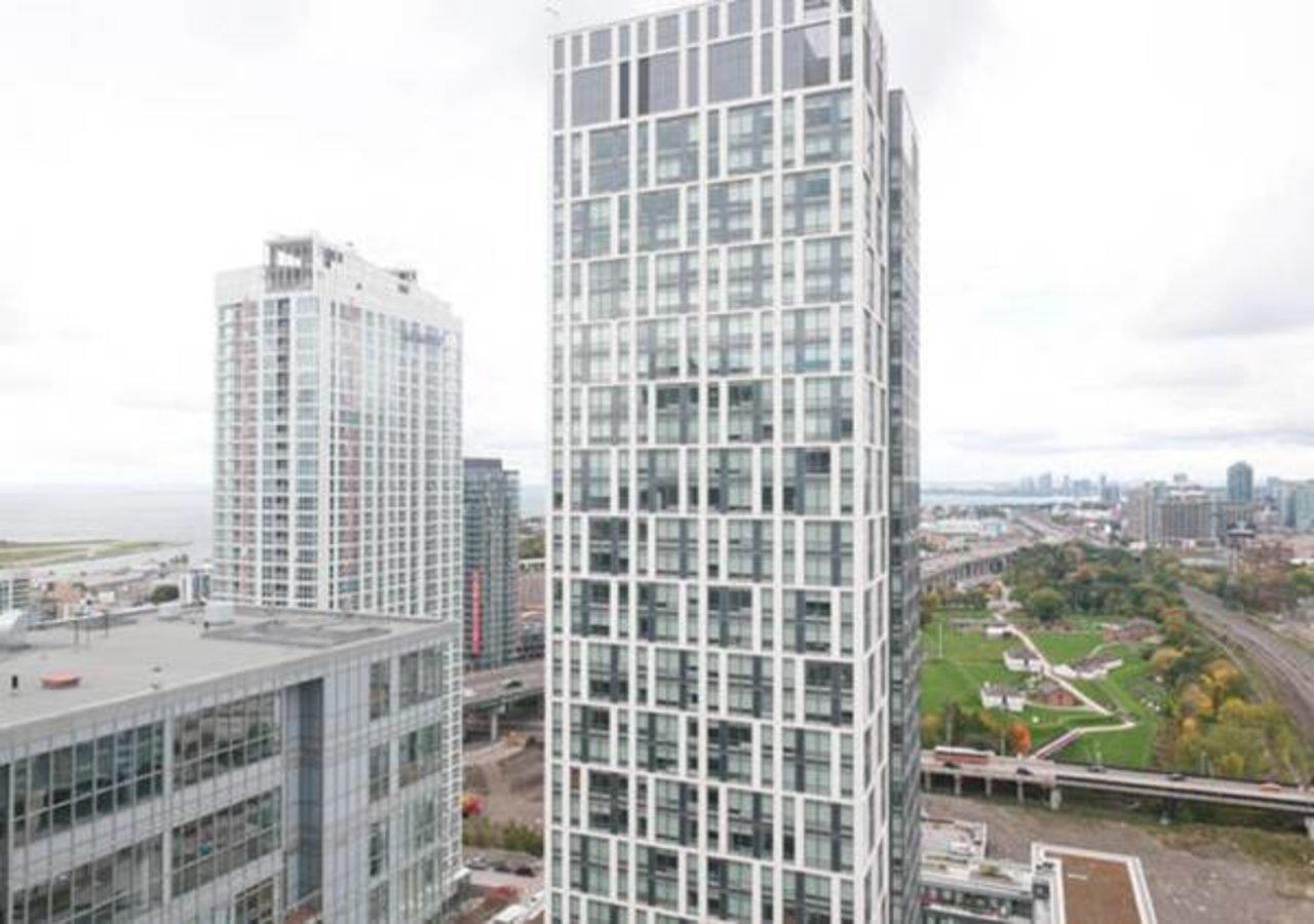 N2N Suites - Downtown Lake & City View Apartments Toronto Exteriér fotografie
